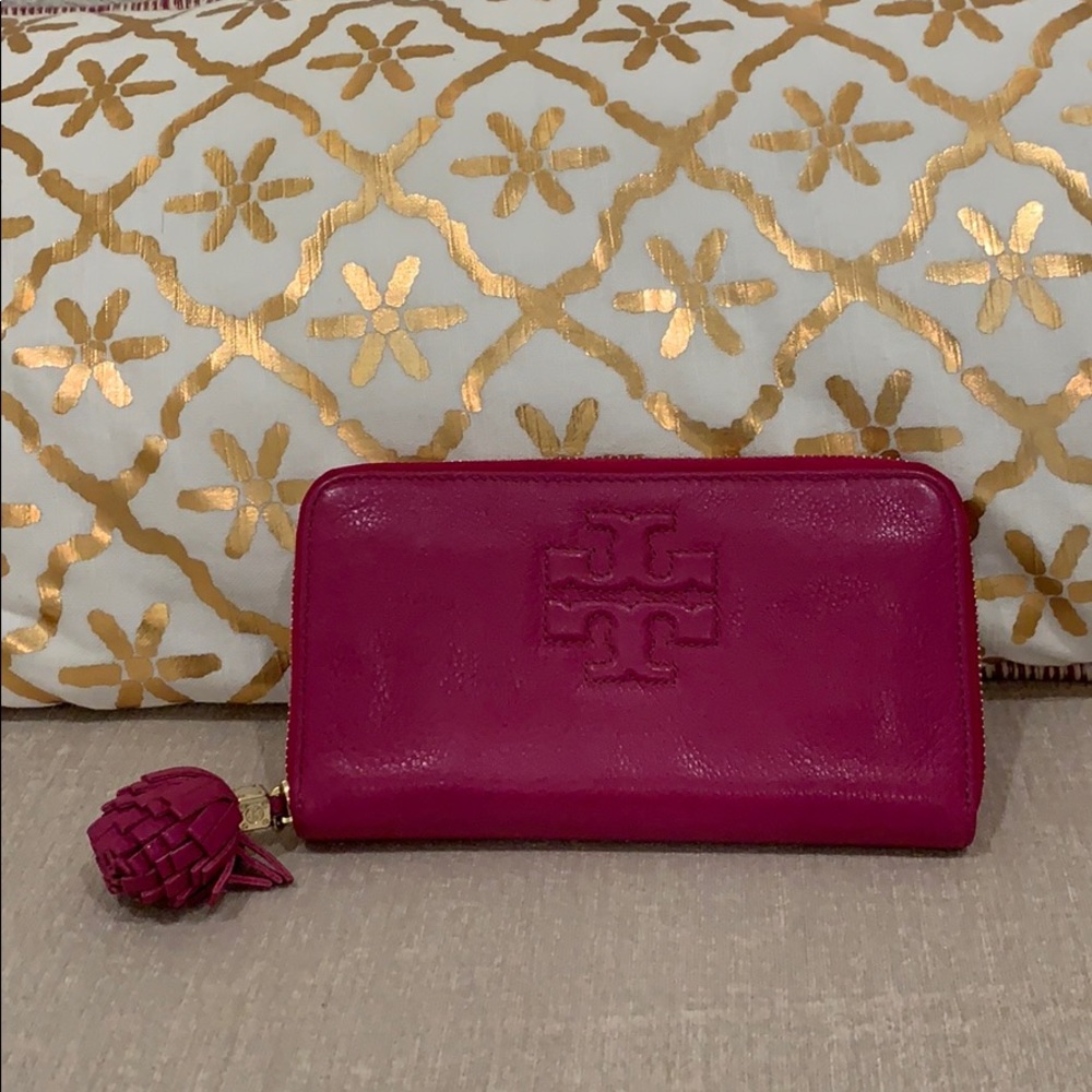 Tory Burch leather wallet